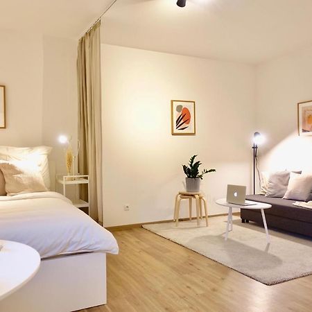 Neu - Gemuetliches Und Modernes Apartment Mit Stellplatz Koblenz  Exterior foto