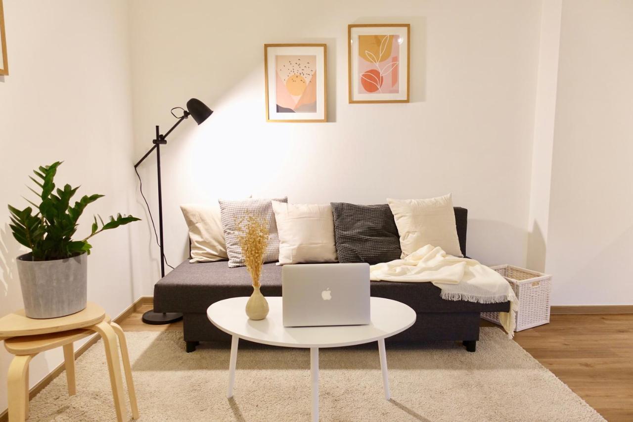 Neu - Gemuetliches Und Modernes Apartment Mit Stellplatz Koblenz  Exterior foto