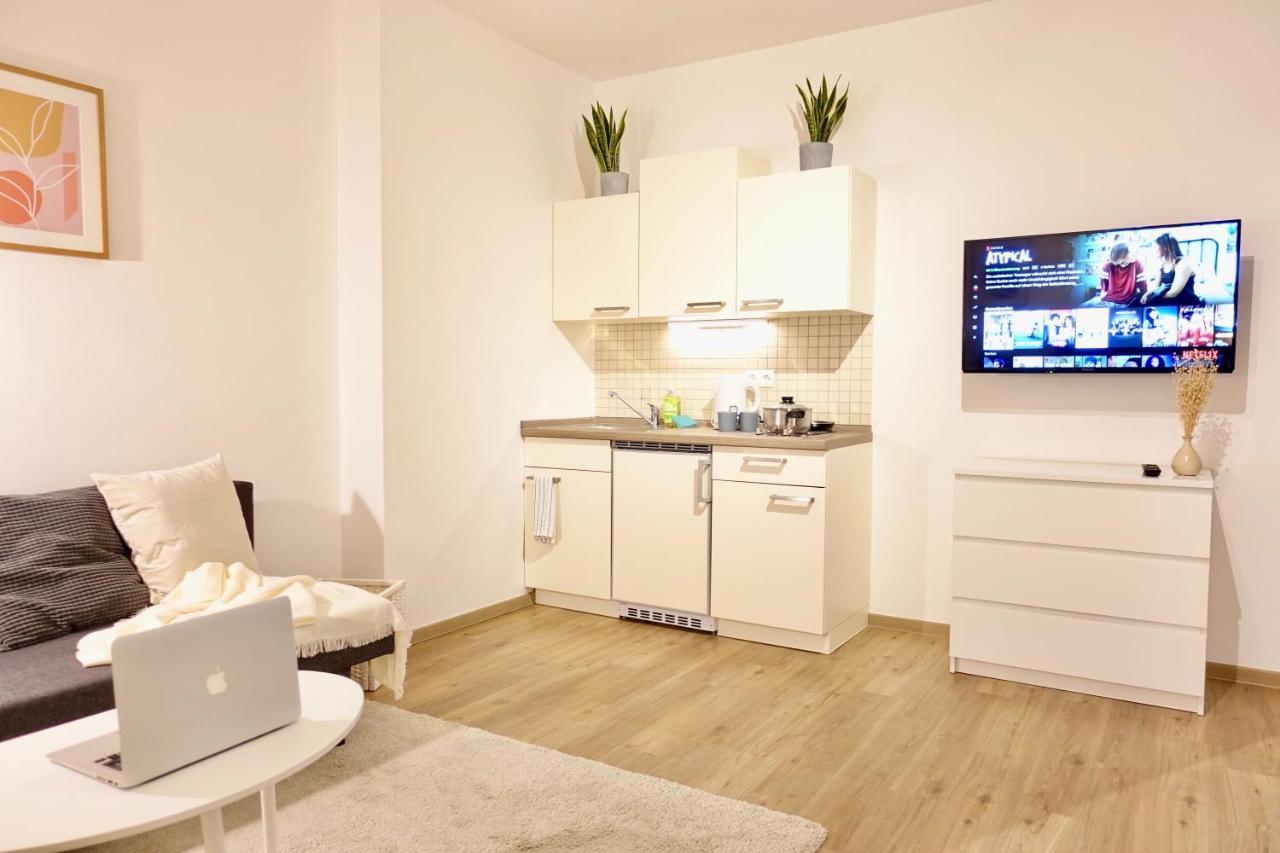Neu - Gemuetliches Und Modernes Apartment Mit Stellplatz Koblenz  Exterior foto