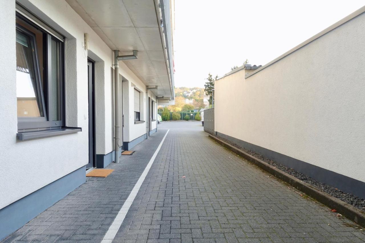 Neu - Gemuetliches Und Modernes Apartment Mit Stellplatz Koblenz  Exterior foto